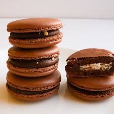 6 687 Likes 60 Comments Hellen Dportsweets On Instagram Step By Step On My S Mores Macarons Chocolat Chocolate Ganache Graham Cookies Chocolate Shells