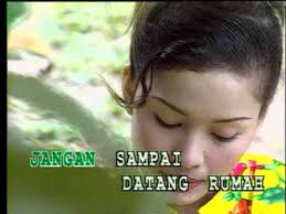 Dato sri siti nurhaliza feat rojer kajol ~ bergending dang gong (konsert karya agung pak ngah). Download Pandang Pandang Jeling Jeling Lirik Mp3 Mp4 Popular Ques Mp3