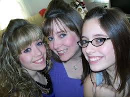 Mother/Daughter Look Alikes