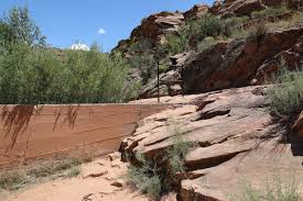 Mill creek canyon is a perfect hike for a hot day in moab! Gjhikes Com Mill Creek Waterfall And Rock Art