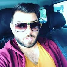 Jacob Mansour's Instagram, Twitter & Facebook