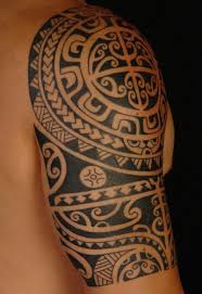 Tatouage Polynesien Homme Motifs Et Signification Tatouage Polynesien Tatouage Maori Tatouages Polynesiens