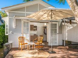 Delvene delaney (born 26 august 1951, queensland) is an australian actress and television delvene delaney biography, ethnicity, religion, interesting facts, favorites, family, updates, childhood. Delvene Delaney And Husband John Strop Cornell Buy Mullumbimby Investment Realestate Com Au