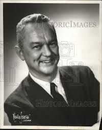 1957 Press Photo Phil Bowman for NBC-WMAQ Radio