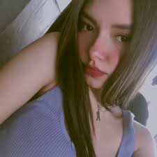 Abigail Dingler's Instagram, Twitter & Facebook