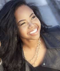 Ari Wise's Instagram, Twitter & Facebook