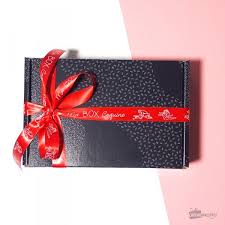 Coffret Cadeau Coquin Pour Couple Achat Box Saint Valentin Cadeau Maestro Cadeau Couple Boite Cadeau Coffret Cadeau Couple Bienvenue dans notre sélection de cadeaux couple. pinterest