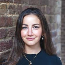 Laura Lalonde's Instagram, Twitter & Facebook