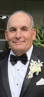 Daniel Cambra's Instagram, Twitter & Facebook