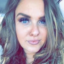 Lindsey Ragan's Instagram, Twitter & Facebook