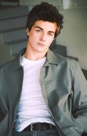 Gallery For Cute Boys With Green Eyes And Brown Hair Boys With Green Eyes Beau Mirchoff Guys With Green Eyes