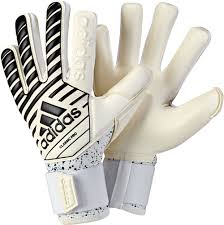 Adidas Black And Gold Football Gloves Adidas Adult Classic Pro Soccer Goalkeeper Gloves In 2020 Goalkeeper Gloves Goalkeeper Gloves