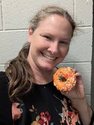 Free cake giveaway for holiday season