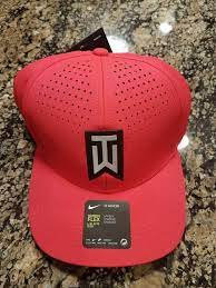 Nike Tw Aerobill Classic 99 Statement Golf Hat Siren Red 845579 Tiger Woods Nike Golf Hats Hats Tiger Woods