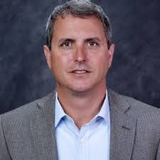 Paul Haeck's Instagram, Twitter & Facebook