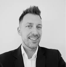 Stort tillykke til deltagerne på Erhvervsrådgiveruddannelsen! 🎉🎉🎉 De har  afsluttet deres forløb med en certificering. Det gik fantastisk! Til  certificeringen skulle de afprøve deres nye viden i et…