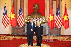 Đám đông ủng hộ tổng thống trump đổ về thủ đô washington để chuẩn bị cho cuộc biểu tình vào ngày quốc hội xác nhận kết quả bầu cử. Vietnam Consulate Vietnam Consulate