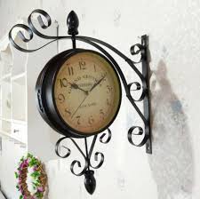 Here you can explore hq jam dinding transparent illustrations, icons and clipart with filter setting like size, type, color etc. Inspirasi Jam Dinding Yang Unik Untuk Rumah Blog Ruparupa