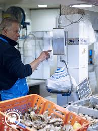 Www Viviers Banastere Com Poissonnerie Aemporter Surplace Vente Frais Bretagne Morbihan Poissonnerie Huitres Crabe