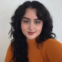 1000+ perfis com “Akemi”