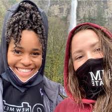 Kayla Bowen's Instagram, Twitter & Facebook