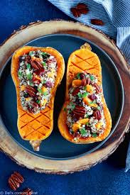 Courge Butternut Farcie Au Quinoa Cranberries Et Feta Del S Cooking Twist Recette En 2020 Recette Courge Butternut Farcie Butternut