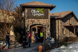 The restaurant industry needs some bloodletting, according to the ceo of a major restaurant chain. Restaurants Rebound From Covid 19 Pandemic In U S Led By Olive Garden Bloomberg