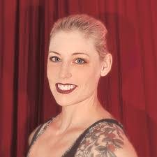 Karen Ronquillo's Instagram, Twitter & Facebook