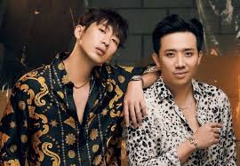 Câu chuyện phim tập trung về hai cha con ba sang (trấn thành) và quắn (tuấn trần). Bá»' Gia Cá»§a Tráº¥n Thanh Ä'áº¡t Ká»· Lá»¥c Phong Ve Vnexpress Giáº£i Tri