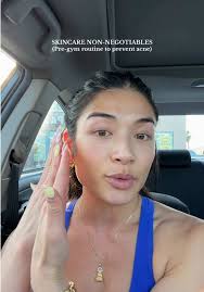 Skincare Tips Before Gym Workouts for Acne-Prone Skin