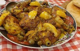 Une Recette De Poulet Mchermel A La Marocaine A Servir Marine Nappe De Sauce Agremente D Olives Et Lamell En 2020 Recette Marocaine Recette Poulet Cuisine Marocaine