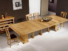 Achat table salle a manger avec rallonge à prix discount. Table A Manger Carree En Chene Massif Sur Un Pied Central Avec Multiples Allonges Meubles Bois Massif