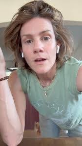 Shannon Loper's Instagram, Twitter & Facebook