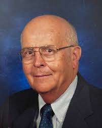 Darryl Pike's Instagram, Twitter & Facebook