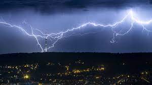 Gegen abend und in der nacht zum dienstag kann es dann gebietsweise schauer oder gewitter mit stürmischen böen, starkregen und hagel geben. Wie Entsteht Gewitter Daten Und Fakten Zur Meteorologischen Erscheinung Welt