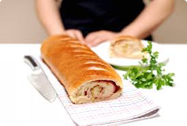 Pan De Jamon Queso Y Aceitunas Paso A Paso Con Thermomix Pan Con Jamon Pan Relleno Comida Para Llevar