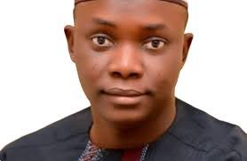 Ali Bello's Instagram, Twitter & Facebook