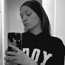 Meg Marshall 🍒✨ (@megontoastx)