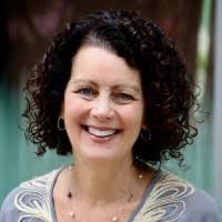 Eileen Marrinan's Instagram, Twitter & Facebook