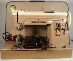 1959 Singer Sewing Machine Model 404 Vintage Working With Original Case Sewing Machine Singer Sewing Machine Vintage Sewing Machines