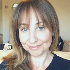 Anna-Marie Casas (@annamcasas)