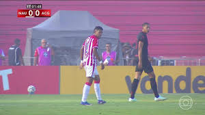 Aos 1 min do 1º tempo - chute para fora de fora da área de Kauan Maranhão do Náutico contra o Atlético-GO