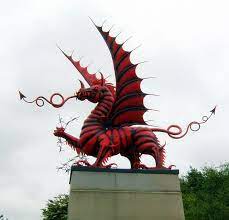 The welsh dragon is a heraldic symbol that appears on the national flag of wales. Welsh Dragon Non Alien Creatures Wiki Fandom