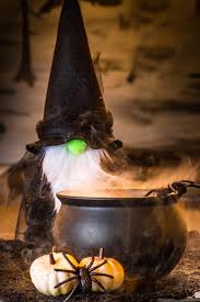 A cute and funky idea for a delicious cupcake will have the kids laughing and having a blast! Diy Felt Gnome Witches A Quick Halloween Craft Project