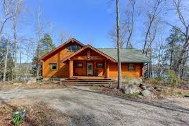 631 Hurricane Hollow Rd Maynardville Tn 37807 Listed By Camille Hanggi Cbww Each Office Is Independently Owned A Log Homes For Sale Lake House Log Homes
