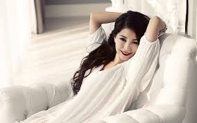She was the first korean artist to land an album on the billboard 200 . Boa Kwon Korean Singer Hd Wallpaper Wallpaperbetter