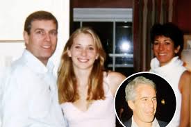 🇬🇧 Hoàng tử Andrew từ bỏ tước hiệu Hoàng gia Anh sau bê bối tinhduc liên  quan đến tỷ phú ấu dam Jeffrey Epstein 👇👇