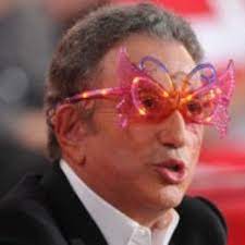 J'avais envoyé ma lettre à part travailler avec michel drucker, tu as fait d'autres trucs qui n'ont aucun rapport avec le sport ? Michel Drucker Drucker Facts Twitter