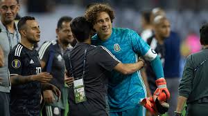 Costa rica enfrentó en su primer partido al combinado de estados unidos, el equipo de las barras y las estrellas se llevó la victoria por la mínima diferencia. Copa Oro Mexico Vs Costa Rica Guillermo Ochoa Mas Alla Del Penal Creo Que Mereciamos Ganar El Partido Marca Claro Mexico