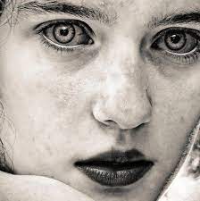 25 Incredible Close Up Portraits Photographypla Net Black And White Portraits Black And White Portrait Black And White Photography